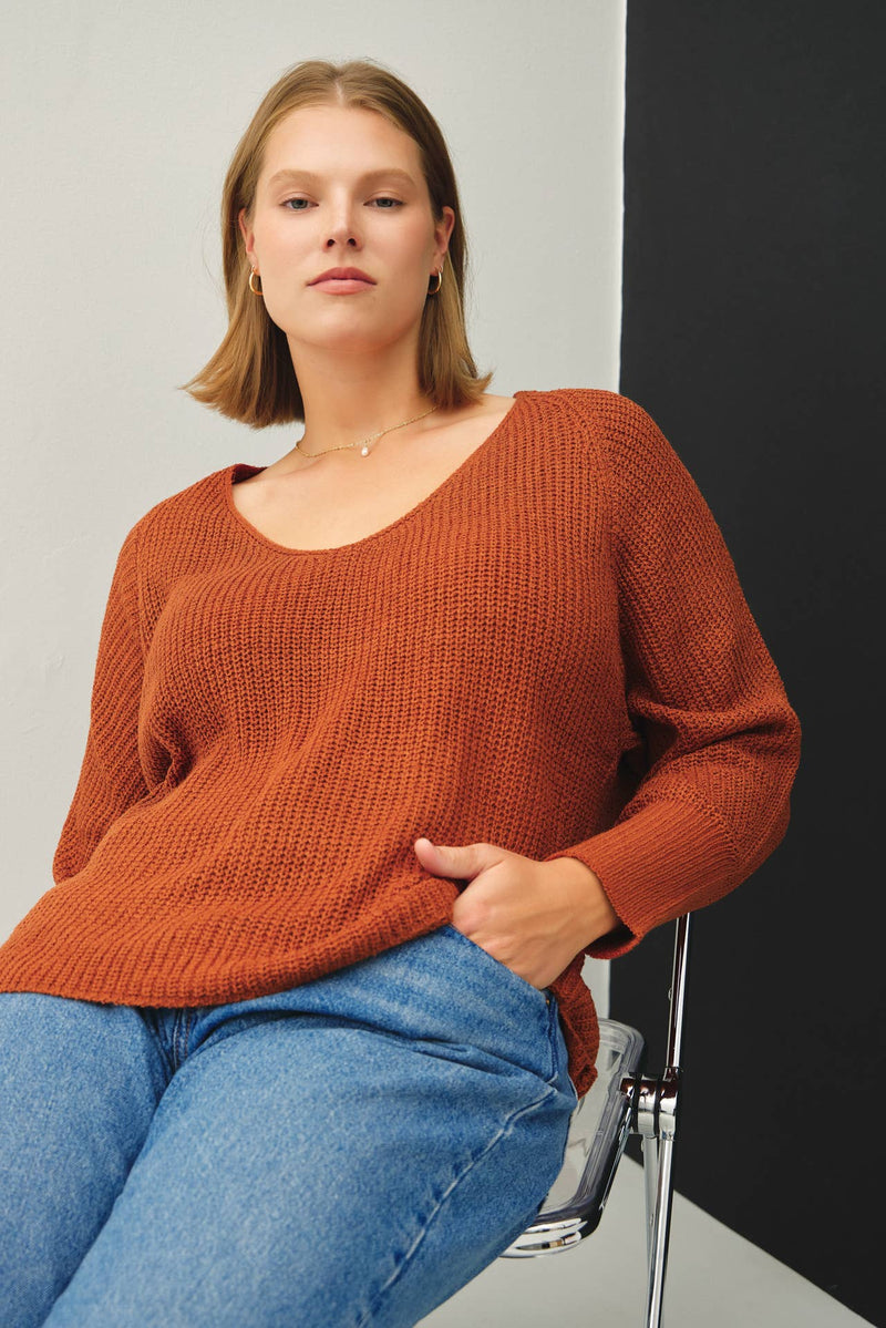 The Curvy Move Slow Sweater | Rust