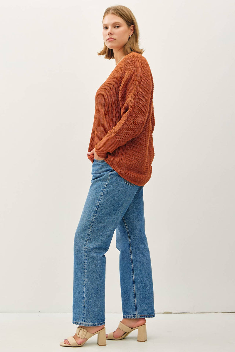 The Curvy Move Slow Sweater | Rust