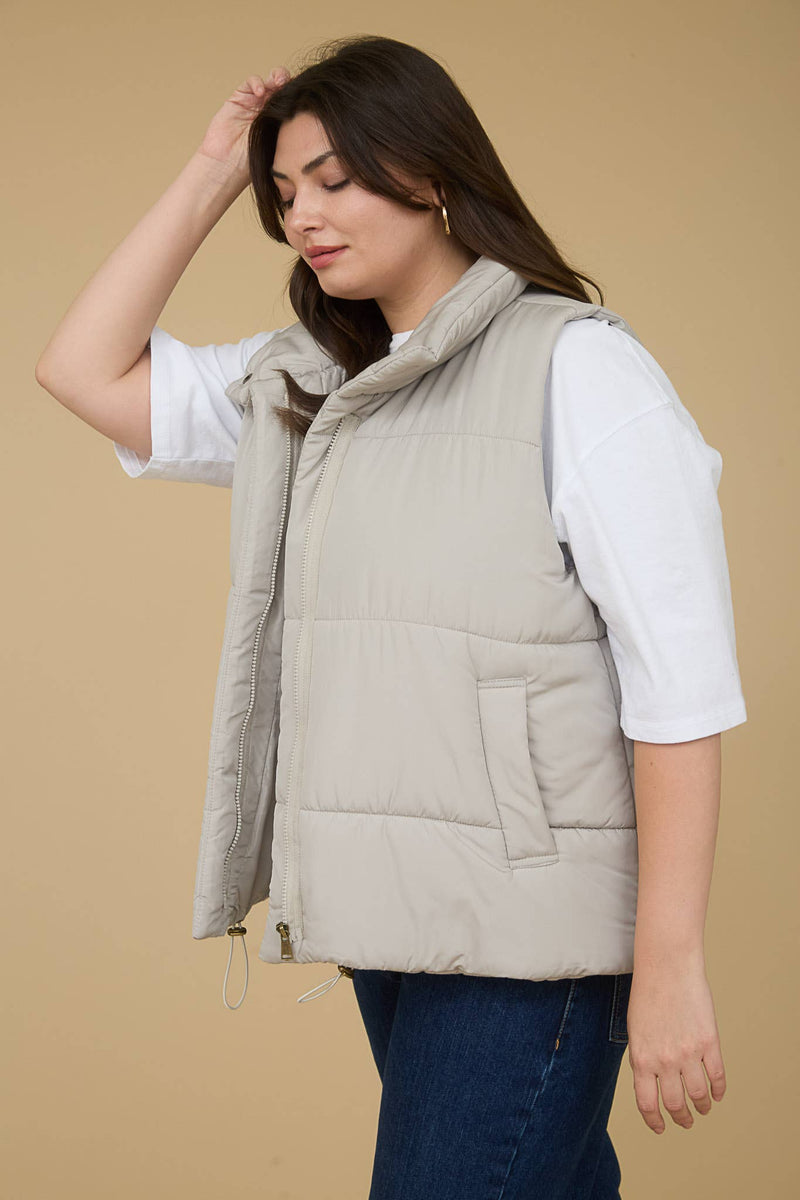 Curvy Solid Zip Up Puffer Vest | Black