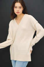 Oversized V-Neck Sweater With Raw Seam | Natural