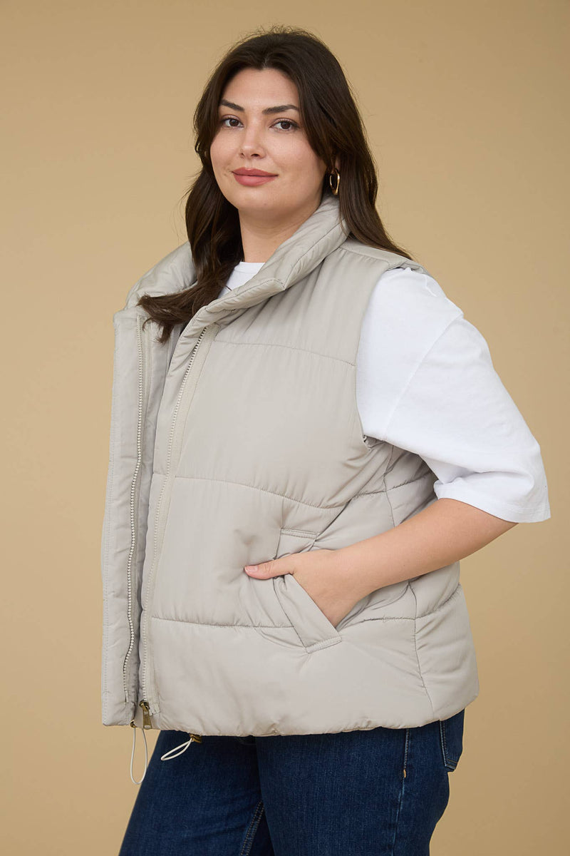 Curvy Solid Zip Up Puffer Vest | Black