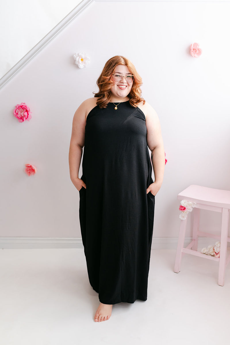 Curvy Solid Maxi Dress | Black