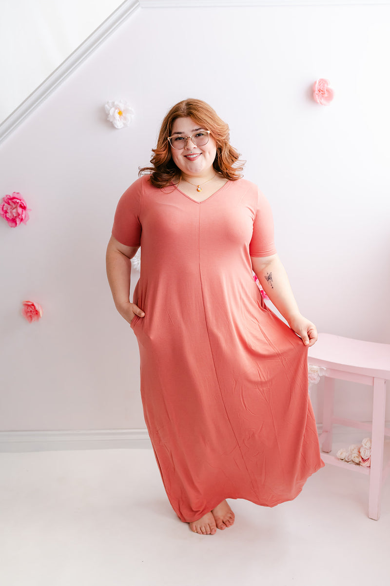 Curvy Summer Sizzler V-Neck Maxi Dress | Ash Rose