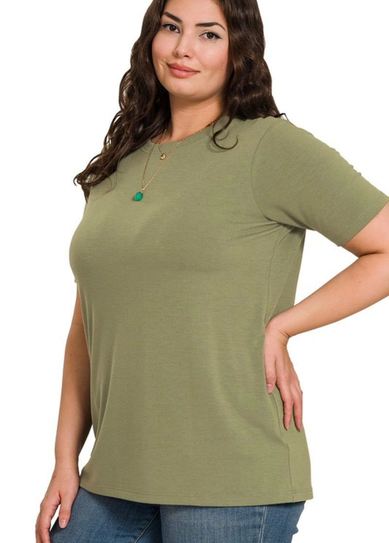 The Curvy Layering Round Neck Tee Shirt | Lt Olive