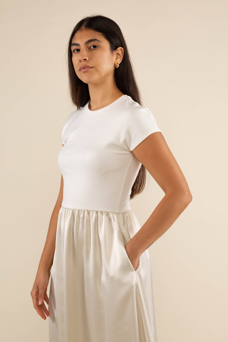 Fanny Contrast Midi Dress | Black