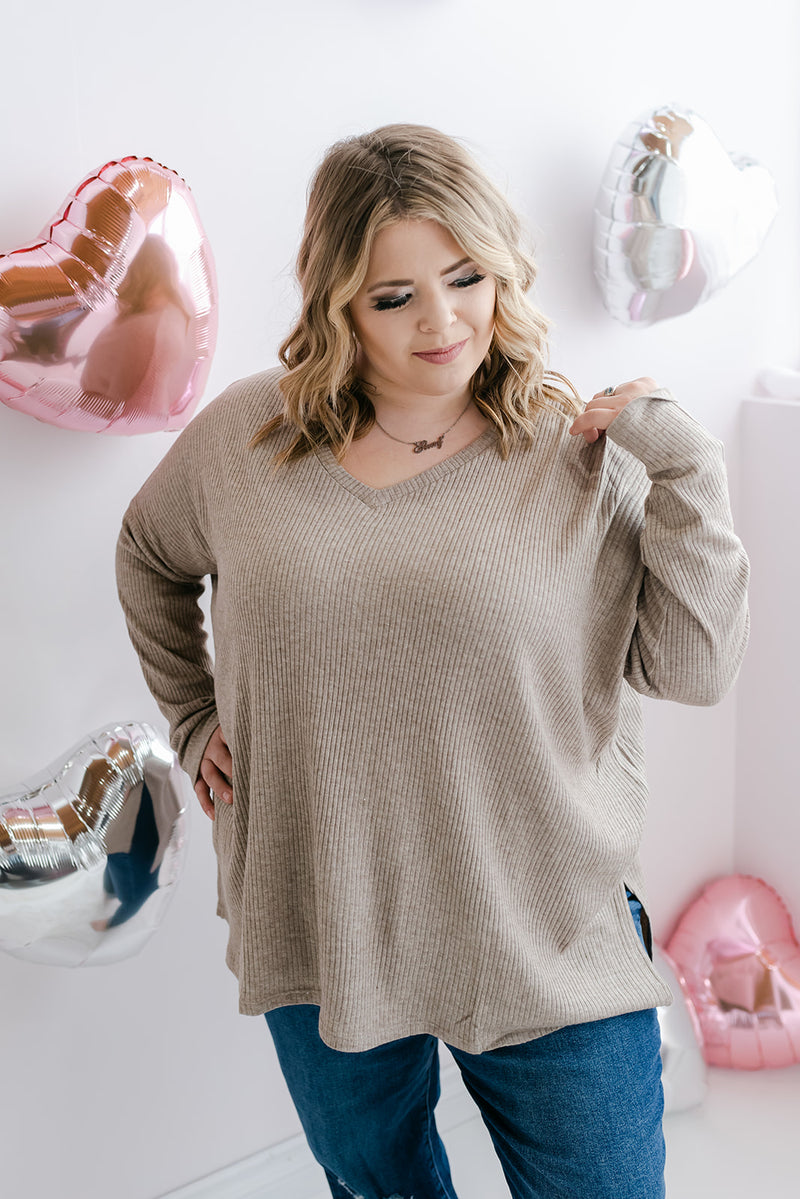 Curvy Ribbed V-Neck Sweater | Ash Mocha